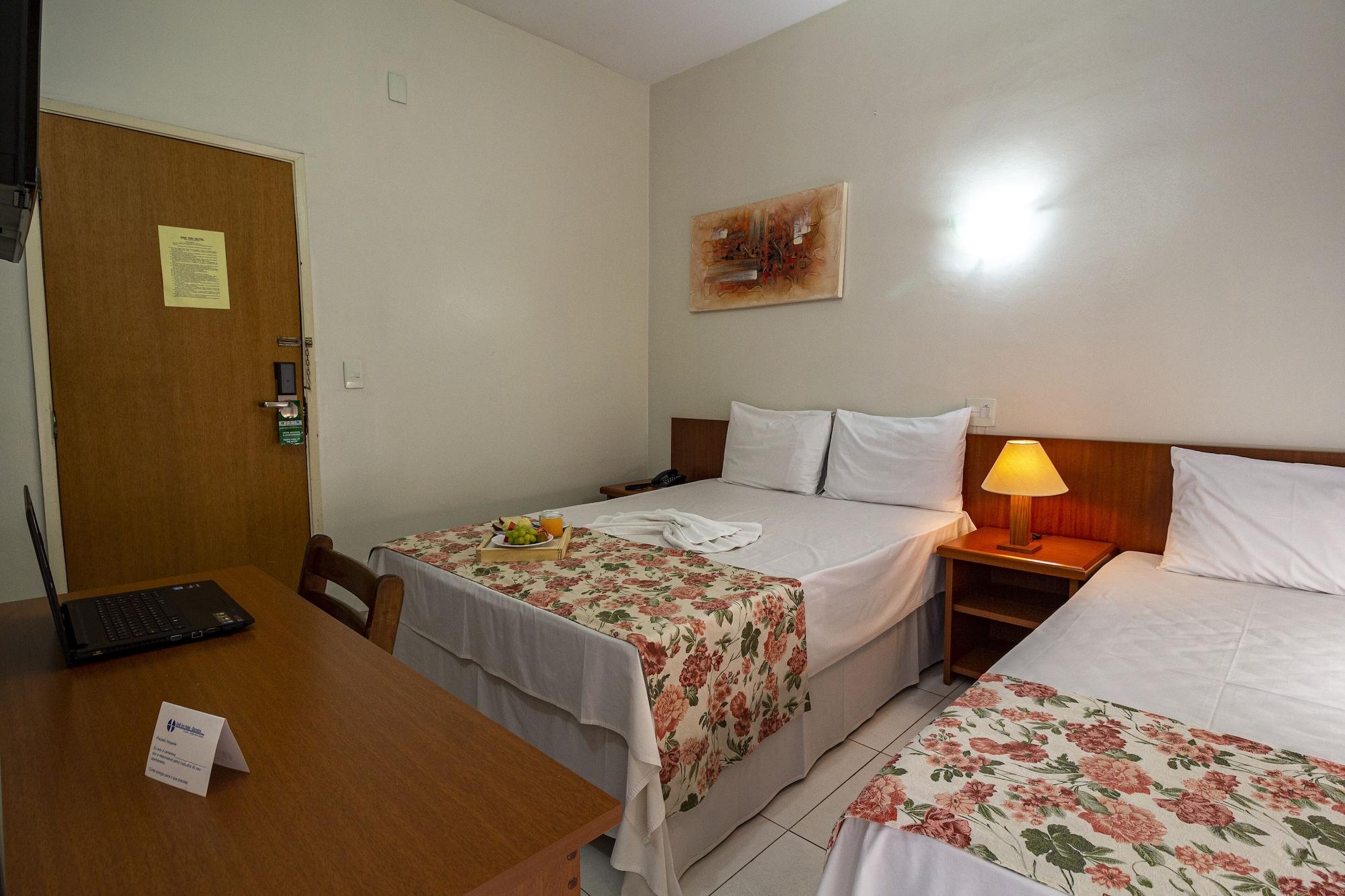 Hotel Dan Inn Barretos By Nacional Inn Exterior photo