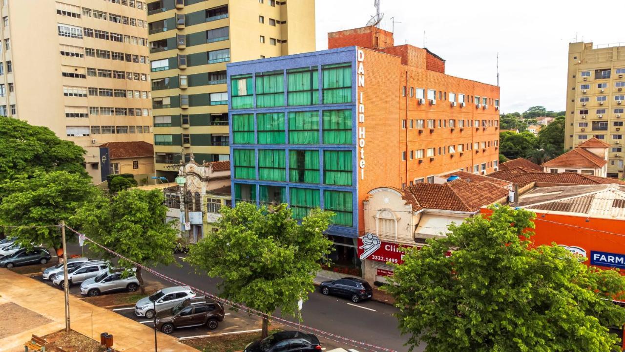 Hotel Dan Inn Barretos By Nacional Inn Exterior photo